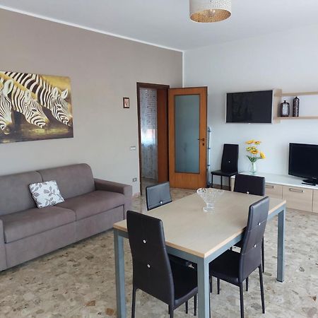 Casa Marinella Leilighet San Giovanni Lupatoto Eksteriør bilde